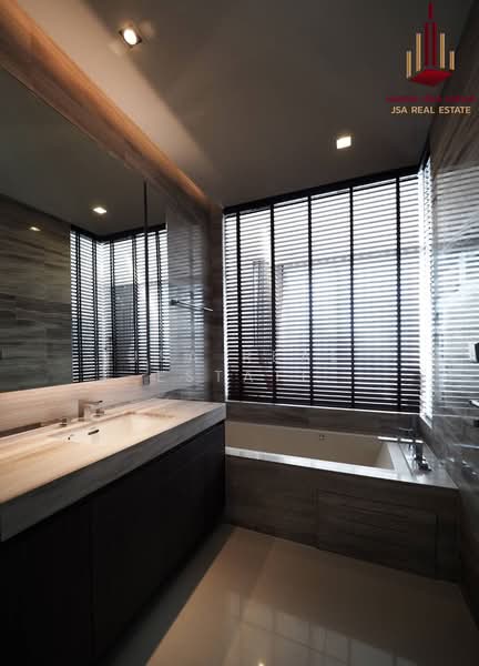 Q1 Sukhumvit, Bangkok, 1 Sukhumvit Road, Khlong Toei, Khlong Toei, Bangkok, 3 Bedrooms, 148 sqm, Condo For Rent, by JSA REAL ESTATE, 500221247 - DDproperty.com