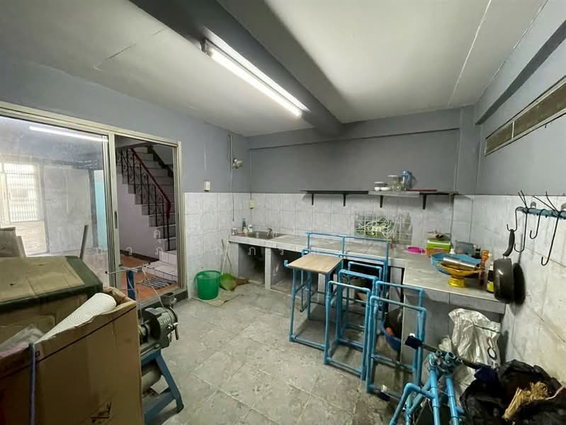 อาคารพาณิชย์ 3.5 ชั้น 17 ตร.ว. อาคารพาณิชย์ ใกล้หมู่บ้านแม้นทองนิเวศน์3 ซอยกำนันแม้น15 ถนนเอกชัย, Bangkok, Bangkhuntien, Chom Thong, Bangkok, , 100 sqm, Shophouse For Sale, by คุณ เขมจิรา ภูวภาณุภรณ์ (เป้), 500221277 - DDproperty.com