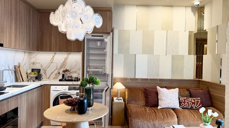 Noble Emmerse Phrom Phong, Bangkok, 643 Sukhumvit Road, Khong Tan, Khlong Toei, Bangkok, 1 Bedroom, 31 sqm, Condo For Sale, by Wanphen Khemprasit, 500221278 - DDproperty.com