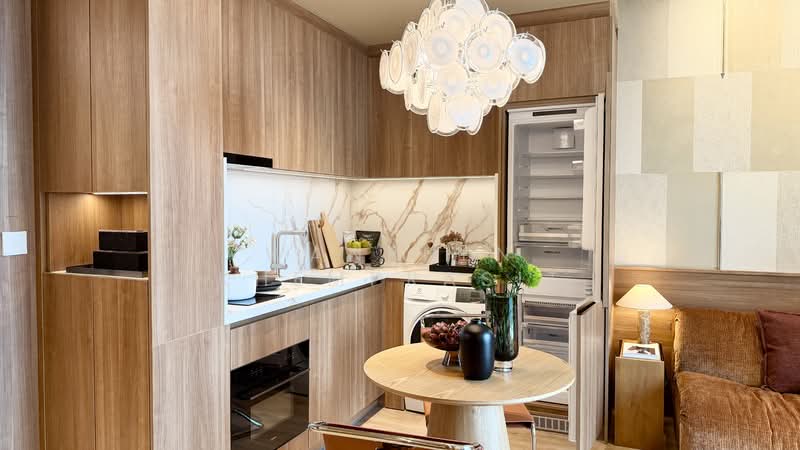 Noble Emmerse Phrom Phong, Bangkok, 643 Sukhumvit Road, Khong Tan, Khlong Toei, Bangkok, 1 Bedroom, 31 sqm, Condo For Sale, by Wanphen Khemprasit, 500221278 - DDproperty.com