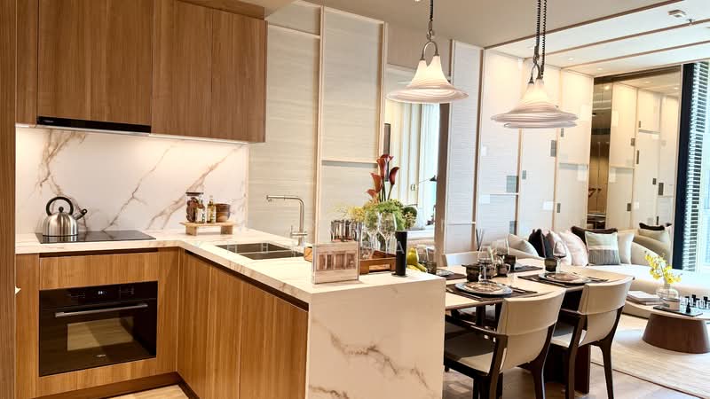 Noble Emmerse Phrom Phong, Bangkok, 643 Sukhumvit Road, Khong Tan, Khlong Toei, Bangkok, 2 Bedrooms, 71 sqm, Condo For Sale, by Wanphen Khemprasit, 500221292 - DDproperty.com