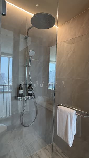 Noble Emmerse Phrom Phong, Bangkok, 643 Sukhumvit Road, Khong Tan, Khlong Toei, Bangkok, 2 Bedrooms, 71 sqm, Condo For Sale, by Wanphen Khemprasit, 500221292 - DDproperty.com