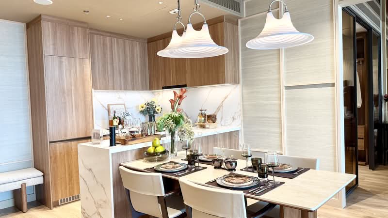 Noble Emmerse Phrom Phong, Bangkok, 643 Sukhumvit Road, Khong Tan, Khlong Toei, Bangkok, 2 Bedrooms, 71 sqm, Condo For Sale, by Wanphen Khemprasit, 500221292 - DDproperty.com