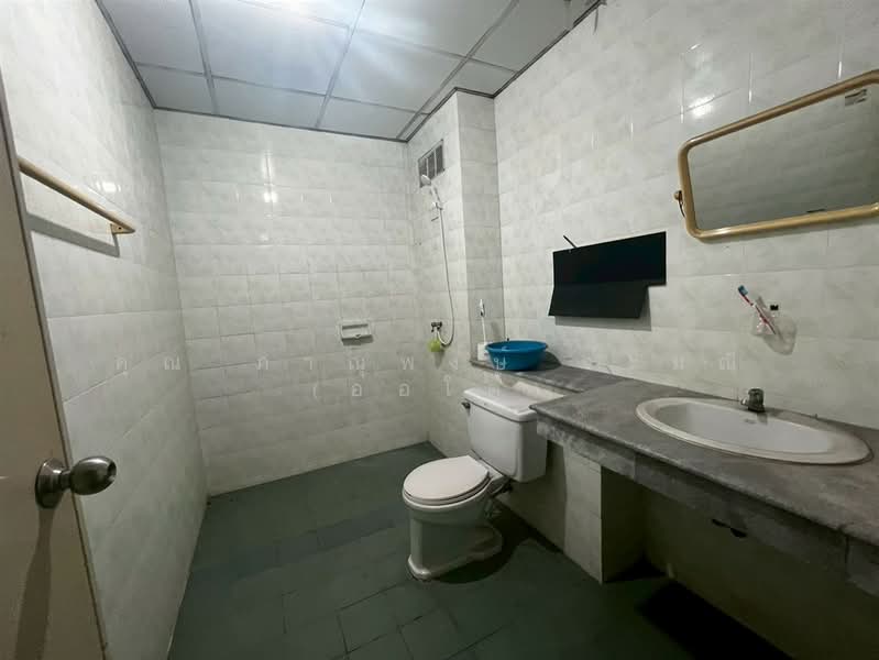 หมู่บ้านนวลผกา (Nuan Phaka) ตรงข้ามวัดนวลจันทร์ ซอยนวลจันทร์ 31, Bangkok, ถนนนวลจันทร์, Nuan Chan, Bueng Kum, Bangkok, 3 Bedrooms, 100 sqm, Townhouse For Sale, by คุณ ภาณุพงษ์ จะมณี (ออโต้), 500221304 - DDproperty.com