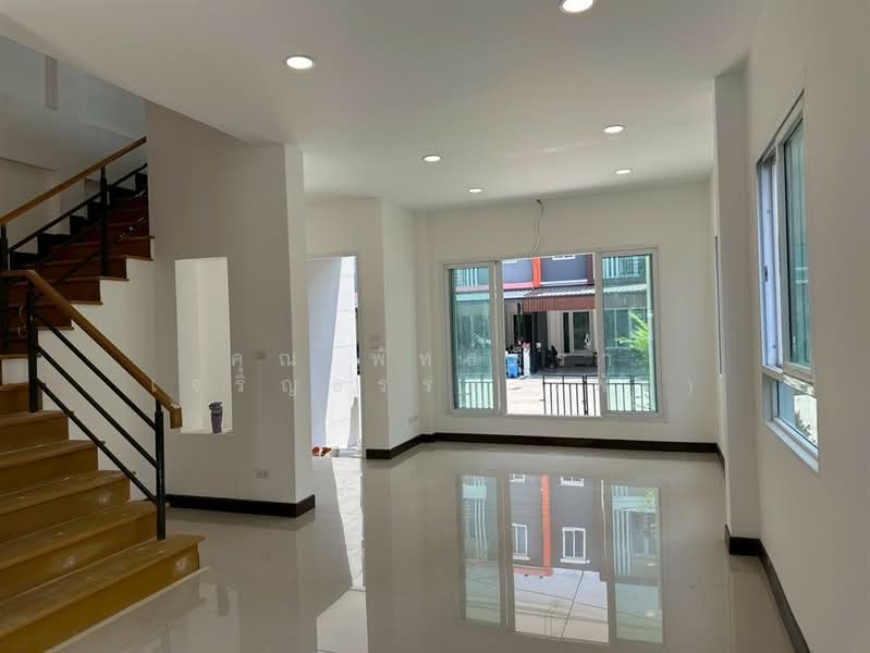 ดิ อิเธอโน่ หทัยราษฎร์ ( The Eterno Hathairat ), Bangkok, ถนนหทัยราษฎร์, Bang Chun, Khlong Sam Wa, Bangkok, 4 Bedrooms, 150 sqm, Townhouse For Sale, by คุณ พัทธ์ธีรา เจริญธรรม (พัท), 500221400 - DDproperty.com