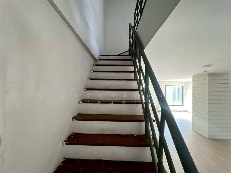 หมู่บ้านอาสาเฮ้าส์ ( Baan Asa House ), Pathum Thani, ถนนหมายเลข345, Bang Khu Wat, Muang Pathum Thani, Pathum Thani, 3 Bedrooms, 120 sqm, Townhouse For Sale, by คุณ ปิยะพงษ์ อินทโต (ต๊าฟ), 500221424 - DDproperty.com