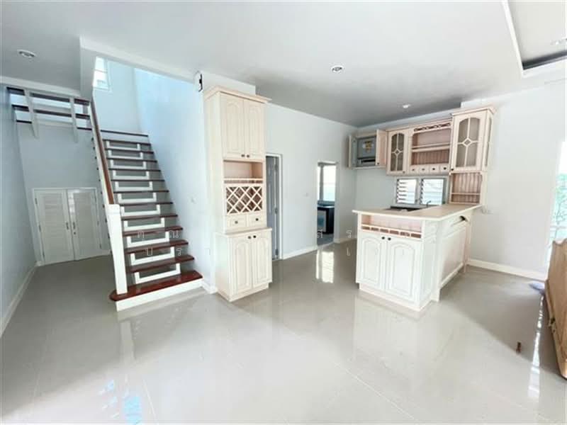 Manthana Pakkret-Somdej Phra Srinakarin Park, Nonthaburi, Bang Talat, Pak Kret, Nonthaburi, 3 Bedrooms, 350 sqm, Single Detached House For Sale, by คุณ นรังสรรค์ บุราคร (เจ), 500221465 - DDproperty.com