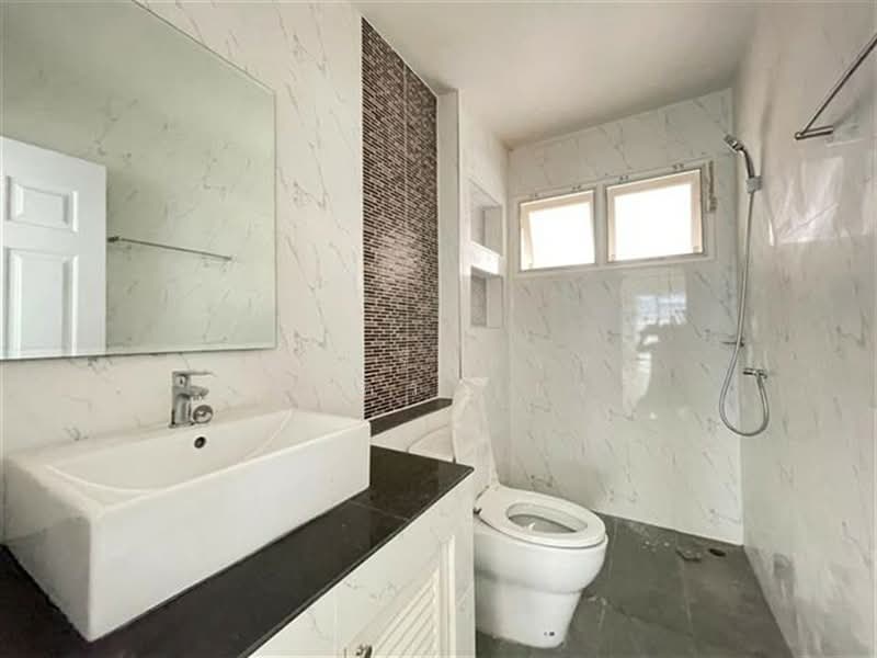 Manthana Pakkret-Somdej Phra Srinakarin Park, Nonthaburi, Bang Talat, Pak Kret, Nonthaburi, 3 Bedrooms, 350 sqm, Single Detached House For Sale, by คุณ นรังสรรค์ บุราคร (เจ), 500221465 - DDproperty.com