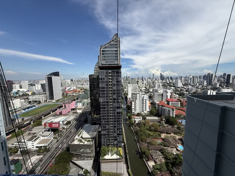 Q Asoke, Bangkok, 1678 Petchaburi Road, Makkasan, Ratchathewi, Bangkok, 2 Bedrooms, 70 sqm, Condo For Rent, by caveman property, 500221468 - DDproperty.com