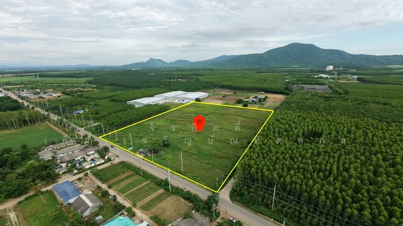 ที่ดินแปลงมุม ติดถนน3340 วิวภูเขา บ่อทอง ชลบุรี, Chon Buri (Pattaya), 3340, That Thong, Bo Thong, Chon Buri (Pattaya), , 44,148 sqm, Land For Sale, by จิรกิตติ์ (คิม)เจริญบัณฑิตสกุล, 500221606 - DDproperty.com