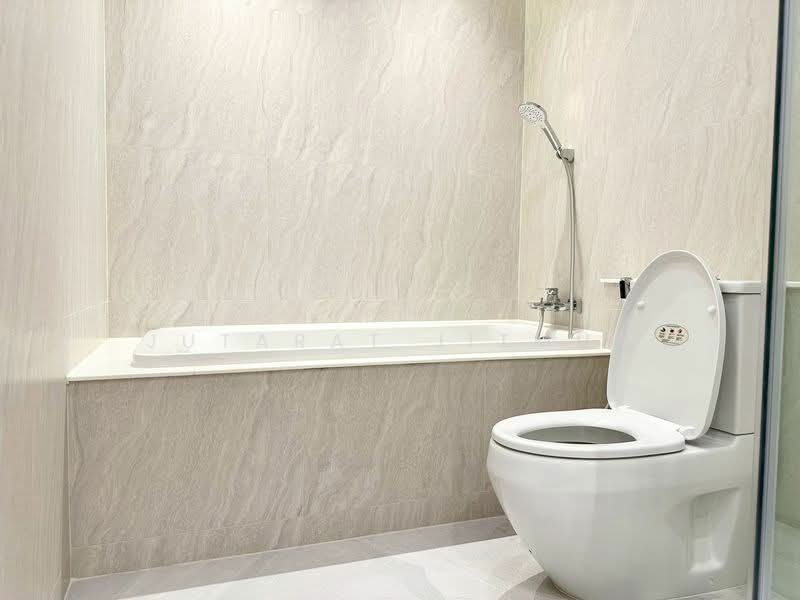 Grand Langsuan, Bangkok, Soi Lang Suan ,Ploenchit Road, Lumphini, Pathum Wan, Bangkok, 3 Bedrooms, 146 sqm, Condo For Rent, by Jutarat Jitmun, 500221626 - DDproperty.com