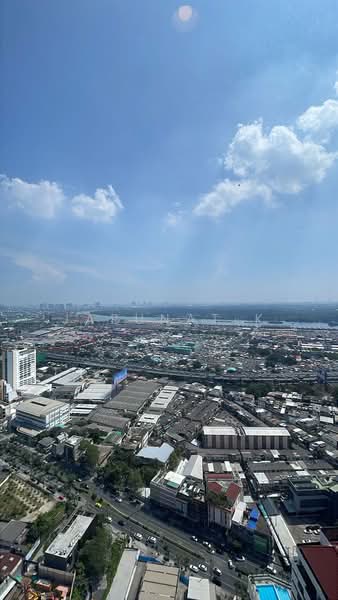 Oka Haus Sukhumvit 36, Bangkok, 3399 Rama 4 Road, Khong Tan, Khlong Toei, Bangkok, 1 Bedroom, 35 sqm, Condo For Rent, by Jarunat K, 500221737 - DDproperty.com