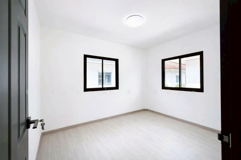 Baan Promptpat Greennova Ramindra‎ : บ้านพร้อมพัฒน์ กรีนโนวา รามอินทรา, กรุงเทพ, ถนนหทัยราษฎร์, สามวาตะวันตก, คลองสามวา, กรุงเทพ, 280 ตร.ม., บ้านเดี่ยว ขาย, โดย จิตราภรณ์ พิมพ์จันทร์, 500221740 - DDproperty.com