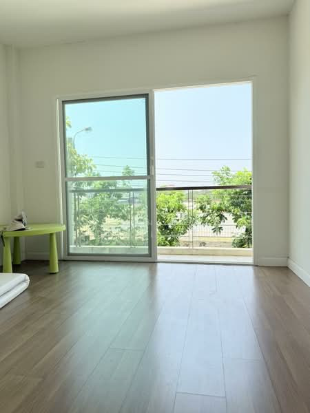 Saransiri Prachauthit-Suksawat, Bangkok, 553 331 Soi Mu Ban Saran Siri Pracha Uthit-suk Sawat, Thung Khru, Thung Khru, Bangkok, 4 Bedrooms, 332 sqm, Single Detached House For Sale, by นายมานพ วุฒฒเจริญ, 500221744 - DDproperty.com