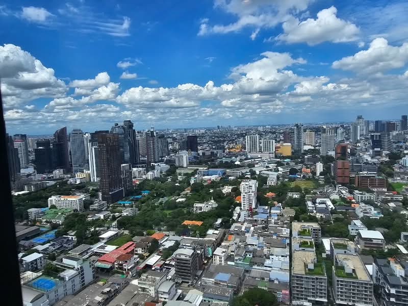 Oka Haus Sukhumvit 36, Bangkok, 3399 Rama 4 Road, Khong Tan, Khlong Toei, Bangkok, 1 Bedroom, 35 sqm, Condo For Rent, by Jarunat K, 500221749 - DDproperty.com