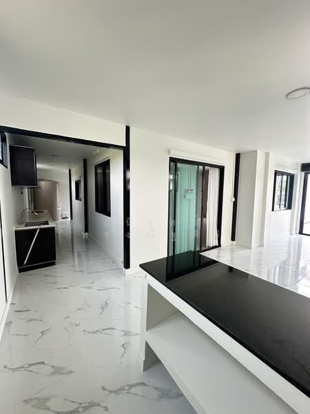 NC On Green Palm Park : เอ็นซี ออน กรีน ปาล์ม พาร์ค, ปทุมธานี, ลาดสวาย, ลำลูกกา, ปทุมธานี, 140 ตร.ม., บ้านแฝด ขาย, โดย อนิรุทธ์ ทรงณัฐศิริ, 500221753 - DDproperty.com