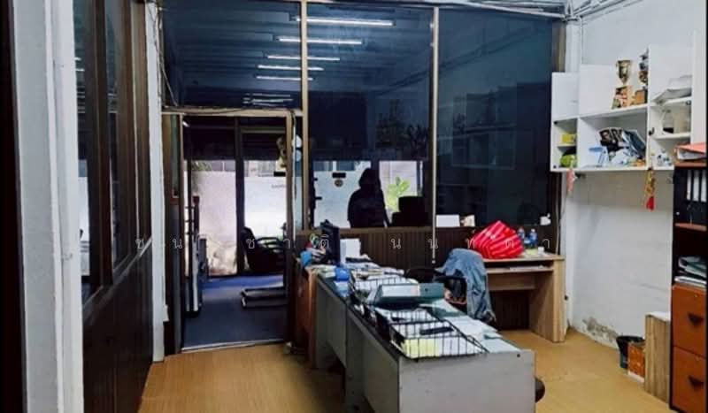 ลาดพร้าว 45, กรุงเทพ, สามเสนนอก, ห้วยขวาง, กรุงเทพ, 600 ตร.ม., ตึกแถว-อาคารพาณิชย์ ขาย, โดย ชนะชาติ นนท์ตา, 500221757 - DDproperty.com