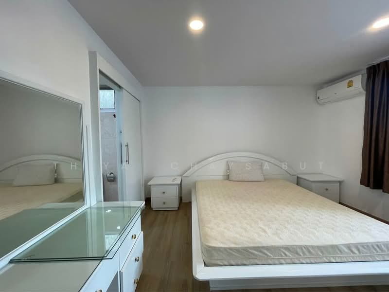 ดี.เอส. ทาวเวอร์ 2 สุขุมวิท 39, กรุงเทพ, ซอยสุขุมวิท 39, คลองตันเหนือ, วัฒนา, กรุงเทพ, 125 ตร.ม., คอนโด ให้เช่า, โดย Thiya Chaysabut, 500221765 - DDproperty.com