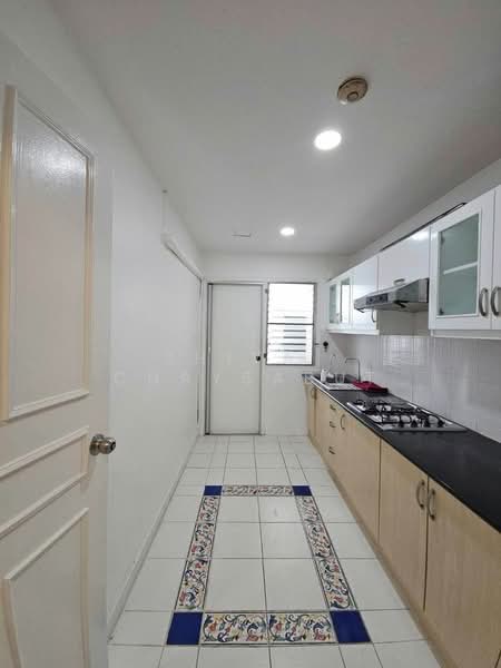 D.S. Tower 2 Sukhumvit 39, Bangkok, Soi Sukhumvit 39, Khlong Tan Nua, Watthana, Bangkok, 3 Bedrooms, 125 sqm, Condo For Rent, by Thiya​ Chaysabut, 500221765 - DDproperty.com