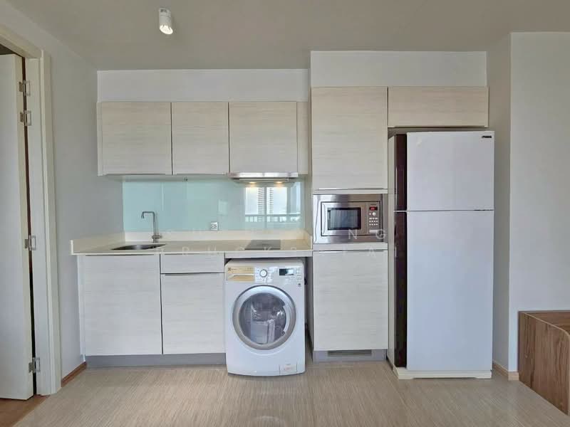 H Sukhumvit 43, Bangkok, 28 Sukhumvit 34 Road, Khlong Tan Nua, Watthana, Bangkok, 1 Bedroom, 44 sqm, Condo For Rent, by Suthipong Prucksalai, 500221770 - DDproperty.com