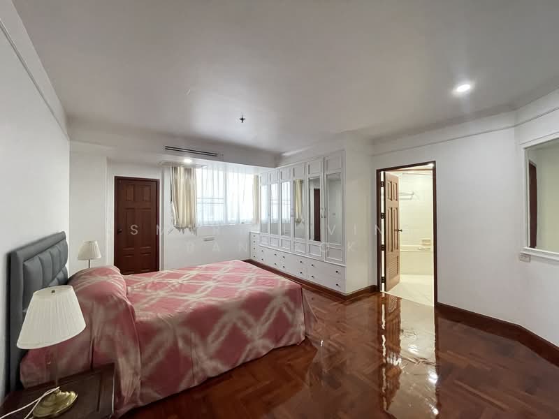 klongtan Condominium, Bangkok, Khong Tan, Khlong Toei, Bangkok, 3 Bedrooms, 316 sqm, Villa For Rent, by Smart Living Bangkok, 500221773 - DDproperty.com