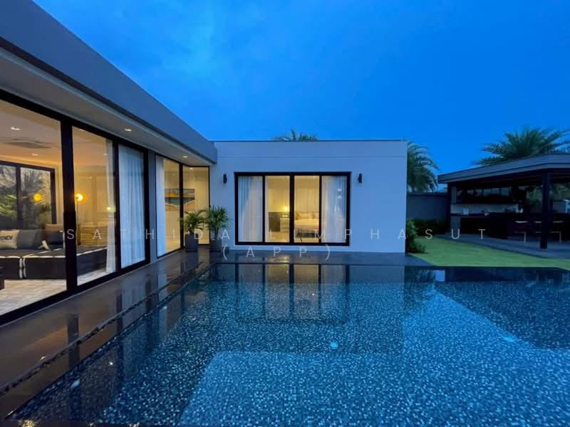 The Prospect Villa : เดอะ พรอสเปคท์ วิลล่า, ชลบุรี, ถนนทุ่งกลมตาลหมัน 8, หนองปรือ, บางละมุง, ชลบุรี, 380 ตร.ม., วิลล่า ขาย, โดย Sathida Limphasut (App), 500221788 - DDproperty.com