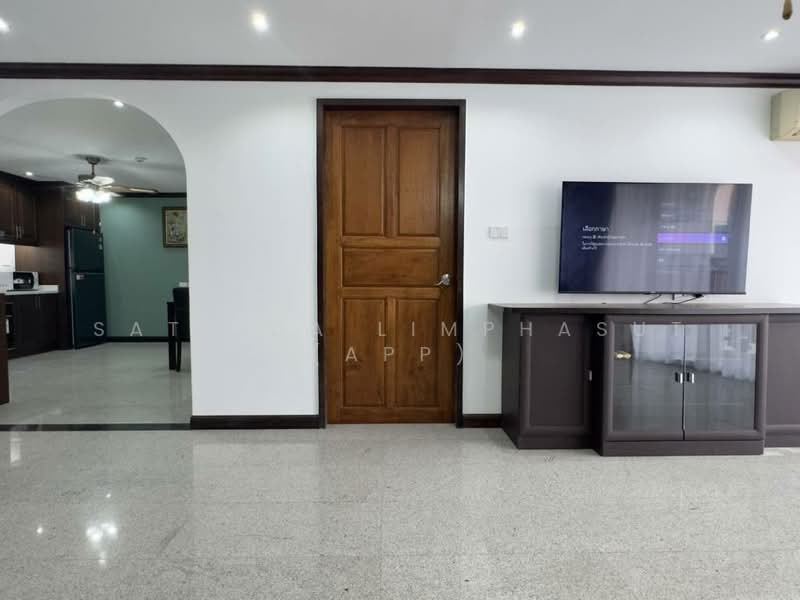 Royal Hill Resort, Chon Buri (Pattaya), 154 Thappraya Rd, Nong Pru, Bang Lamung (Pattaya), Chon Buri (Pattaya), 2 Bedrooms, 137 sqm, Condo For Rent, by Sathida Limphasut (App), 500221803 - DDproperty.com