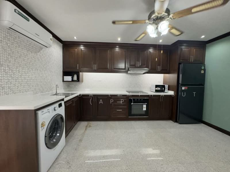 Royal Hill Resort, Chon Buri (Pattaya), 154 Thappraya Rd, Nong Pru, Bang Lamung (Pattaya), Chon Buri (Pattaya), 2 Bedrooms, 137 sqm, Condo For Rent, by Sathida Limphasut (App), 500221803 - DDproperty.com