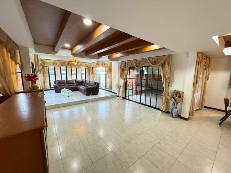 Central Park 5 Village, Chon Buri (Pattaya), Nong Krabok 10, Nong Pru, Bang Lamung (Pattaya), Chon Buri (Pattaya), 5 Bedrooms, 200 sqm, Single Detached House For Rent, by Sathida Limphasut (App), 500221809 - DDproperty.com