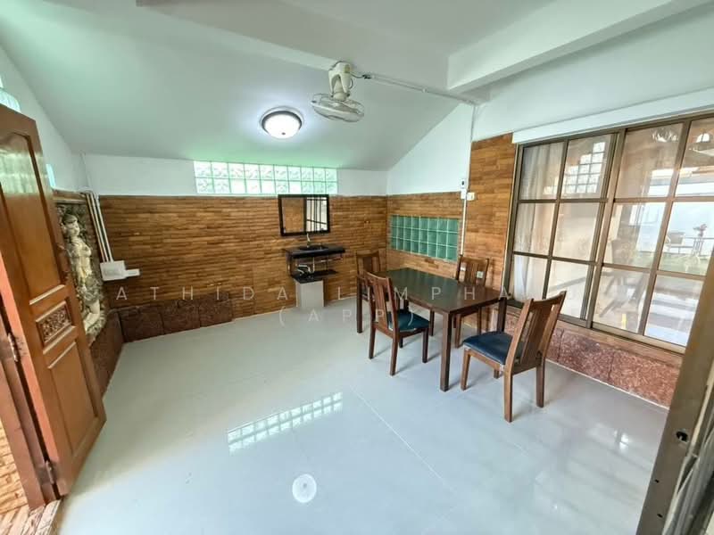 Central Park 5 Village, Chon Buri (Pattaya), Nong Krabok 10, Nong Pru, Bang Lamung (Pattaya), Chon Buri (Pattaya), 5 Bedrooms, 200 sqm, Single Detached House For Rent, by Sathida Limphasut (App), 500221809 - DDproperty.com