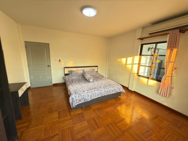 Central Park 5 Village, Chon Buri (Pattaya), Nong Krabok 10, Nong Pru, Bang Lamung (Pattaya), Chon Buri (Pattaya), 5 Bedrooms, 200 sqm, Single Detached House For Rent, by Sathida Limphasut (App), 500221809 - DDproperty.com