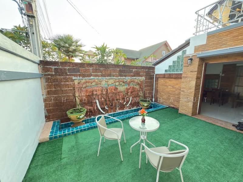 Central Park 5 Village, Chon Buri (Pattaya), Nong Krabok 10, Nong Pru, Bang Lamung (Pattaya), Chon Buri (Pattaya), 5 Bedrooms, 200 sqm, Single Detached House For Rent, by Sathida Limphasut (App), 500221809 - DDproperty.com