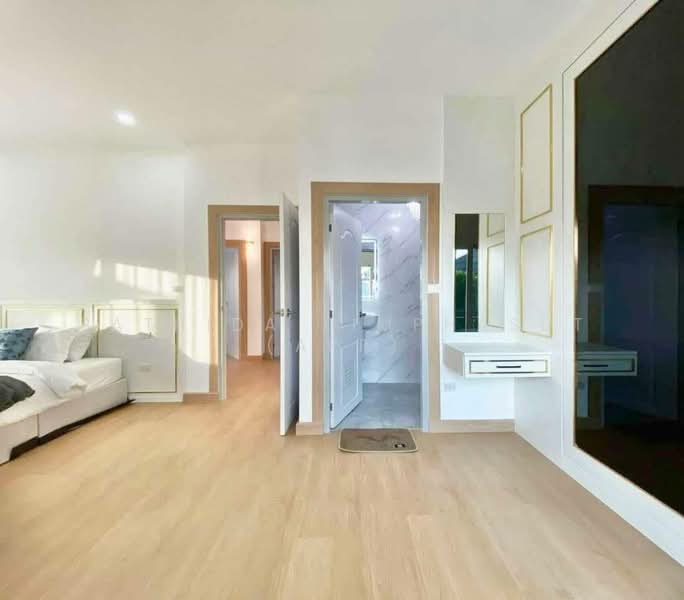 Baan Sirin Pattaya, Chon Buri (Pattaya), Bang Lamung, Bang Lamung (Pattaya), Chon Buri (Pattaya), 4 Bedrooms, 165 sqm, Single Detached House For Sale, by Sathida Limphasut (App), 500221822 - DDproperty.com