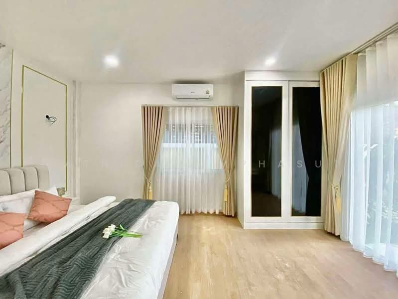 Baan Sirin Pattaya, Chon Buri (Pattaya), Bang Lamung, Bang Lamung (Pattaya), Chon Buri (Pattaya), 4 Bedrooms, 165 sqm, Single Detached House For Sale, by Sathida Limphasut (App), 500221822 - DDproperty.com