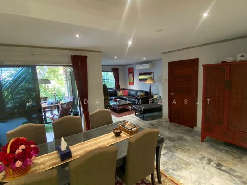 Villa Norway Residence 1 : วิลล่า นอร์เวย์ เรสสิเดนท์ 1, ชลบุรี, 71/14 ถนนห้วยยายมุก, โป่ง, บางละมุง, ชลบุรี, 200 ตร.ม., ทาวน์เฮ้าส์ ขาย, โดย Sathida Limphasut (App), 500221834 - DDproperty.com