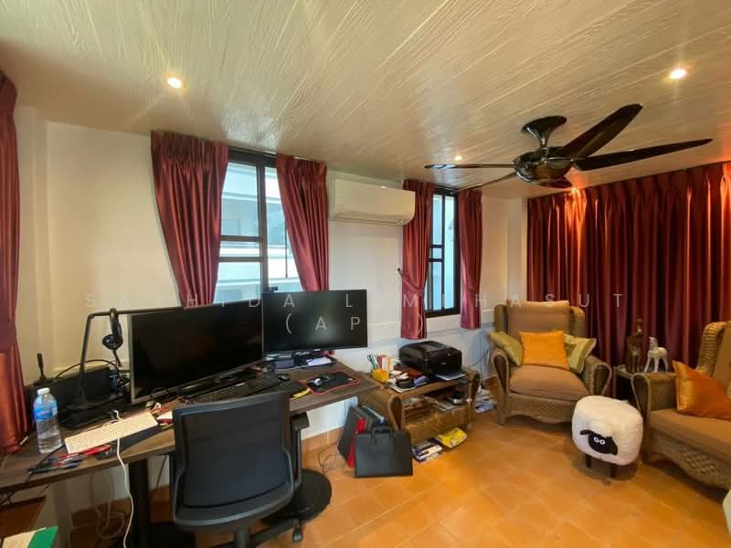 Villa Norway Residence 1 : วิลล่า นอร์เวย์ เรสสิเดนท์ 1, ชลบุรี, 71/14 ถนนห้วยยายมุก, โป่ง, บางละมุง, ชลบุรี, 200 ตร.ม., ทาวน์เฮ้าส์ ขาย, โดย Sathida Limphasut (App), 500221834 - DDproperty.com