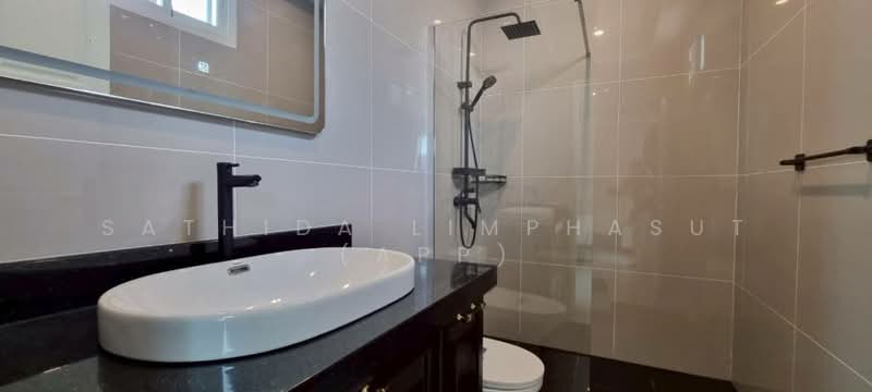 Suksabai Villa, Chon Buri (Pattaya), Soi Suksabai Villa, Bang Lamung, Bang Lamung (Pattaya), Chon Buri (Pattaya), 4 Bedrooms, 250 sqm, Villa For Rent, by Sathida Limphasut (App), 500221835 - DDproperty.com