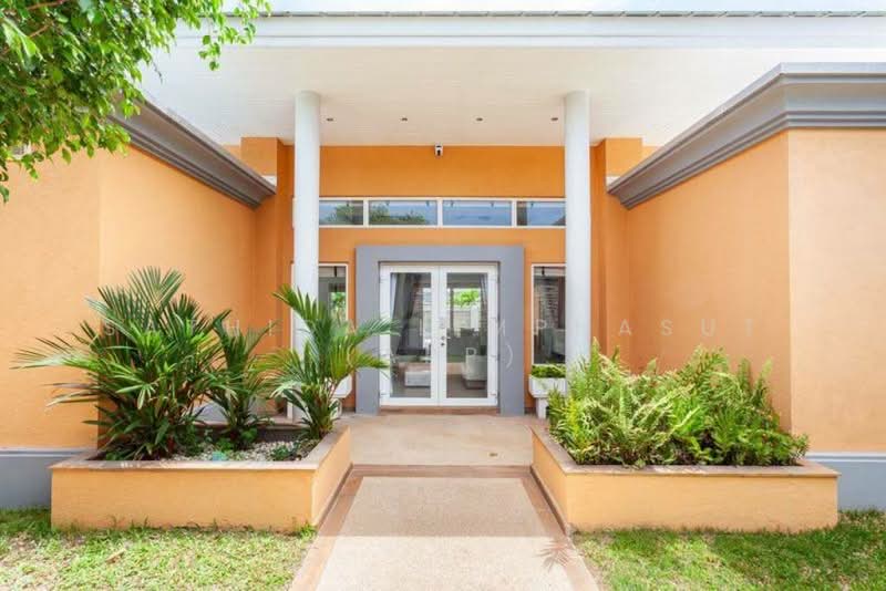 The Prestige at Siam Royal View, Chon Buri (Pattaya), Nong Pru, Bang Lamung (Pattaya), Chon Buri (Pattaya), 4 Bedrooms, 400 sqm, Villa For Rent, by Sathida Limphasut (App), 500221837 - DDproperty.com