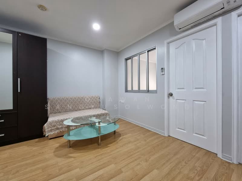 Lumpini Ville Laksi-Ramintra, Bangkok, Ram-intra-Nawamin Road, Ram Inthra, Khan Na Yao, Bangkok, 1 Bedroom, 30 sqm, Condo For Rent, by orawan sangkusolwong, 500221908 - DDproperty.com