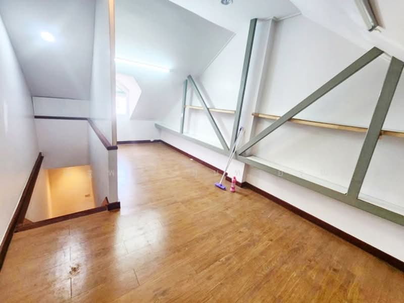 ไม่พบโครงการ, กรุงเทพ, เยาวราช วงเวียนโอเดียน 500 ม., จักรวรรดิ, สัมพันธวงศ์, กรุงเทพ, 242 ตร.ม., ตึกแถว-อาคารพาณิชย์ ให้เช่า, โดย ณัฐพงศ์ สุนทรอรุณ, 500221910 - DDproperty.com