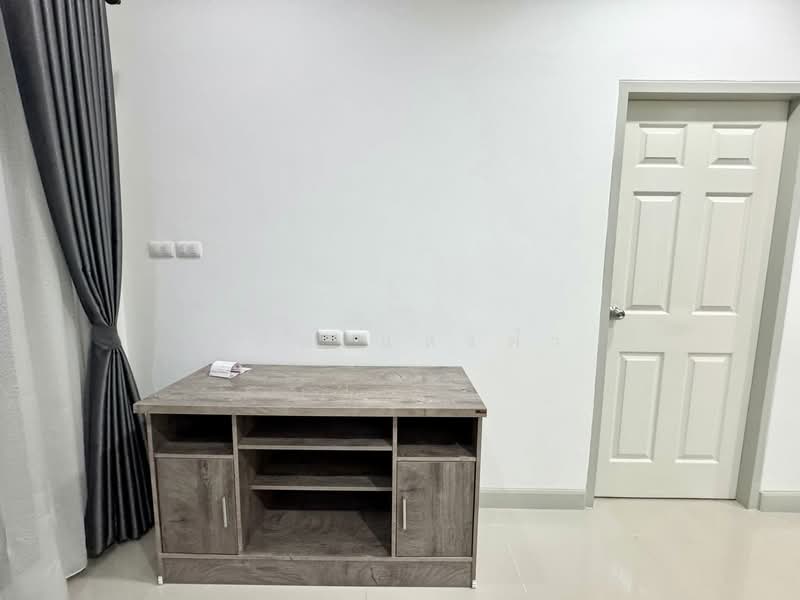 ให้เช่า - ให้เช่าทาวน์โฮม ม.เซนสิริสปอร์ต อ่าวอุดม แหลมฉบัง ศรีราชา, ชลบุรี