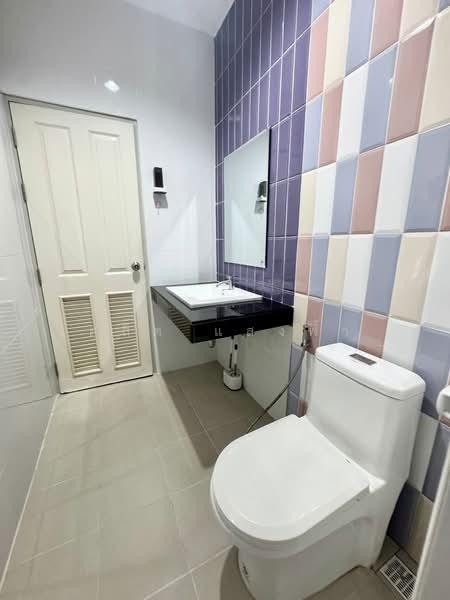 ให้เช่า - ให้เช่าทาวน์โฮม ม.เซนสิริสปอร์ต อ่าวอุดม แหลมฉบัง ศรีราชา, ชลบุรี