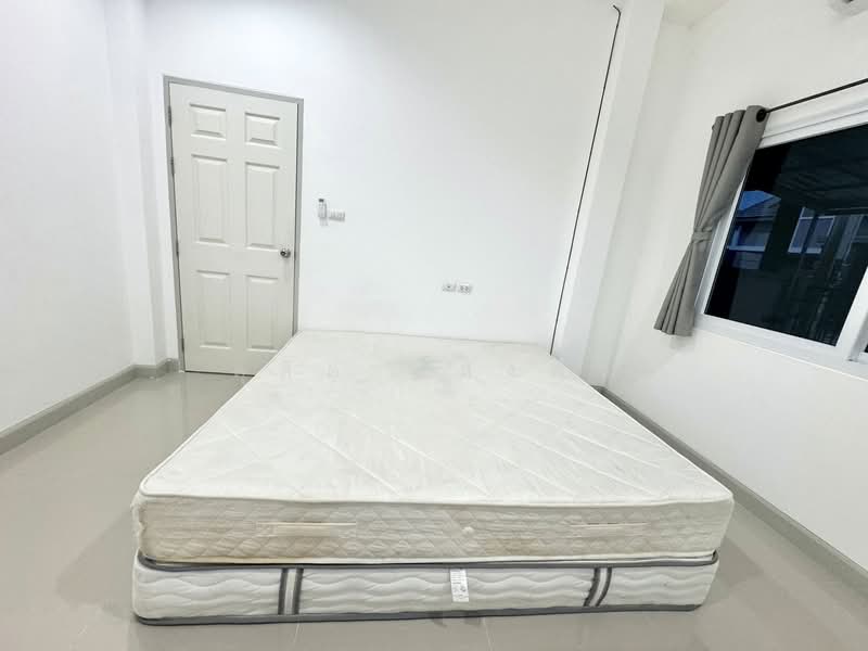 ให้เช่าทาวน์โฮม ม.เซนสิริสปอร์ต อ่าวอุดม แหลมฉบัง ศรีราชา, Chon Buri (Pattaya), Thung Suk La, Si Racha, Chon Buri (Pattaya), 2 Bedrooms, 80 sqm, Townhouse For Rent, by Dusit Saengfa, 500221912 - DDproperty.com