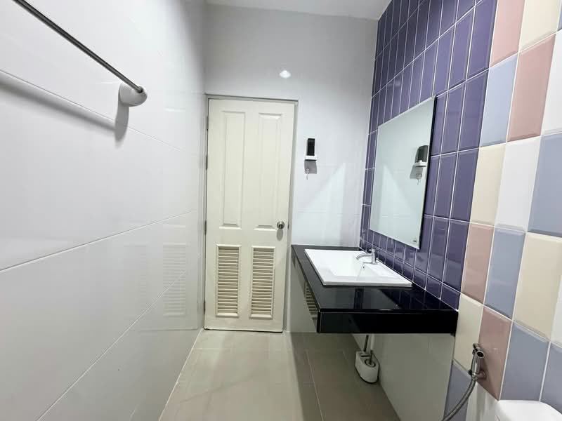 ให้เช่าทาวน์โฮม ม.เซนสิริสปอร์ต อ่าวอุดม แหลมฉบัง ศรีราชา, Chon Buri (Pattaya), Thung Suk La, Si Racha, Chon Buri (Pattaya), 2 Bedrooms, 80 sqm, Townhouse For Rent, by Dusit Saengfa, 500221912 - DDproperty.com