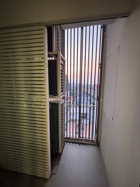The Room BTS Wongwianyai, Bangkok, 44 KrungThonBuri Road, Khlong Ton Sai, Khlong San, Bangkok, 2 Bedrooms, 92 sqm, Condo For Rent, by Forty-Six Real Estate Group, 500221917 - DDproperty.com