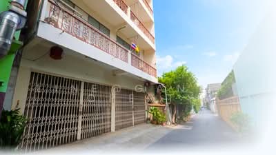 ขาย - ตึก 4 ชั้น 2 คูหา ซ.จันทน์32 แยก4, กรุงเทพ