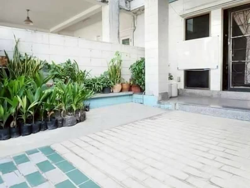 หมู่บ้านบุญโต ปาร์ควิลล์ ซอยรัตนาธิเบศร์ 17, นนทบุรี, บางกระสอ, เมืองนนทบุรี, นนทบุรี, 170 ตร.ม., ทาวน์เฮ้าส์ ขาย, โดย นันธิกา ศรีสุวรรณ, 500221927 - DDproperty.com