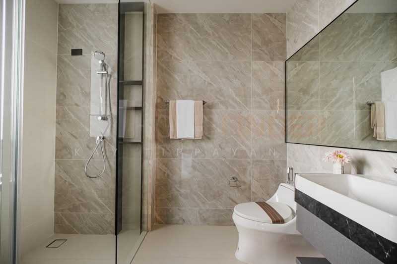 Grand Bangkok Boulevard Pinklao-Borom, Bangkok, Sala Thammasop, Thawi Watthana, Bangkok, 4 Bedrooms, 499 sqm, Single Detached House For Sale, by Kay Tippayanet, 500221950 - DDproperty.com