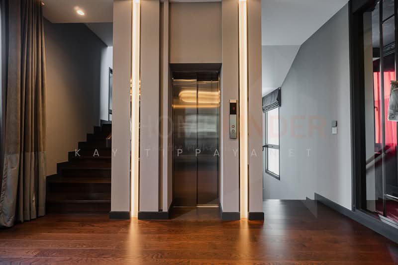 Grand Bangkok Boulevard Pinklao-Borom, Bangkok, Sala Thammasop, Thawi Watthana, Bangkok, 4 Bedrooms, 499 sqm, Single Detached House For Sale, by Kay Tippayanet, 500221950 - DDproperty.com