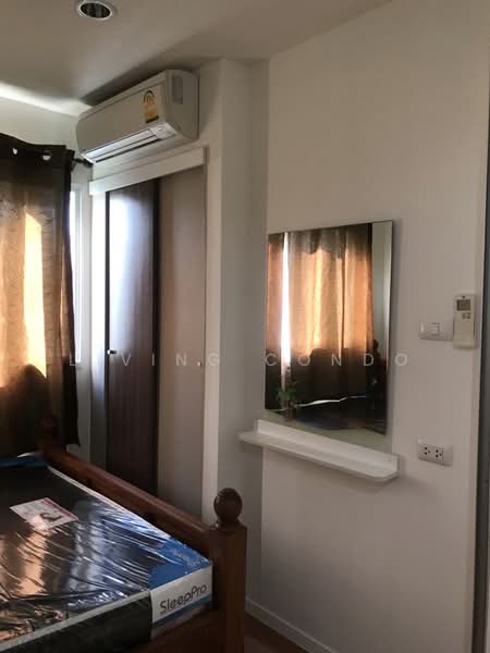 Lumpini Condo Town Raminthra-Latplakhao, Bangkok, Lat Pla Khao Road, Anusaowari, Bang Khen, Bangkok, 1 Bedroom, 26 sqm, Condo For Rent, by Living Condo, 500221966 - DDproperty.com